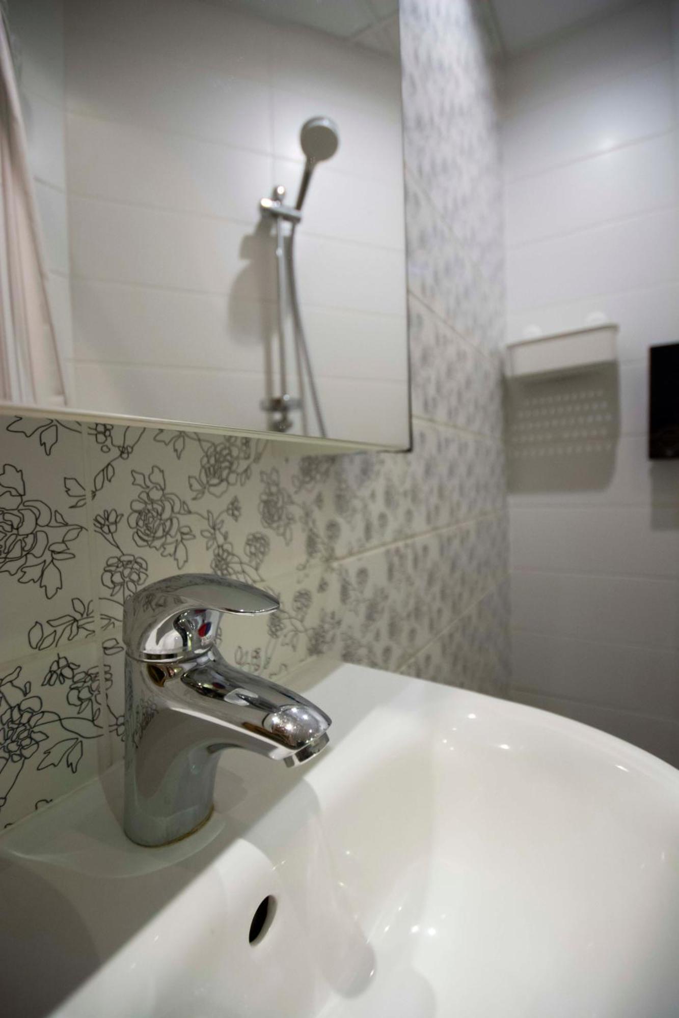 Karlovaidyll 7 - Homey Apartment With Free Parking! Tartu Exterior foto
